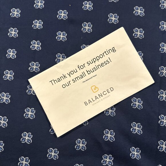 Croft and Barrow XXL womens NWT blue geo pattern The Classic Tee - Picture 8 of 8